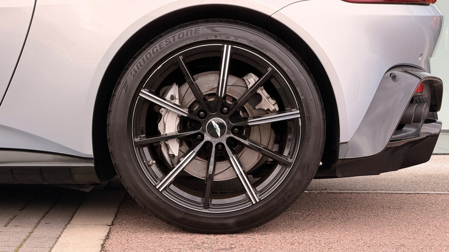 Used Aston Martin Vantage 2019 for sale - 76510584: Photo 25