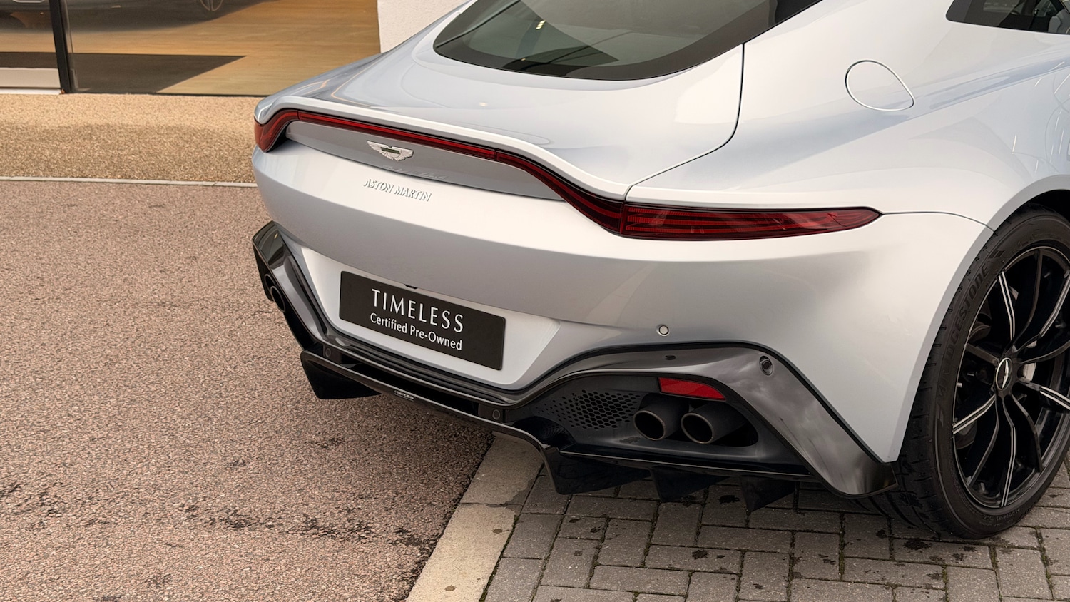 Used Aston Martin Vantage 2019 for sale - 76510584: Photo 8