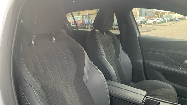 Used Peugeot 308 2024 for sale - 76190384: Photo 42