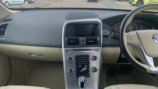 Used Volvo XC60 2017 for sale - 76228666: Photo 10