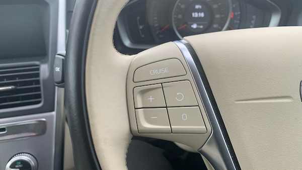 Used Volvo XC60 2017 for sale - 76228666: Photo 23