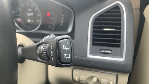 Used Volvo XC60 2017 for sale - 76228666: Photo 28
