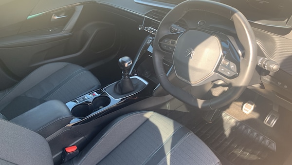 Used Peugeot 2008 2022 for sale - 76043877: Photo 11