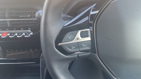Used Peugeot 2008 2022 for sale - 76043877: Photo 23