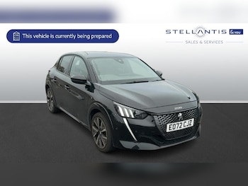 Peugeot - 208