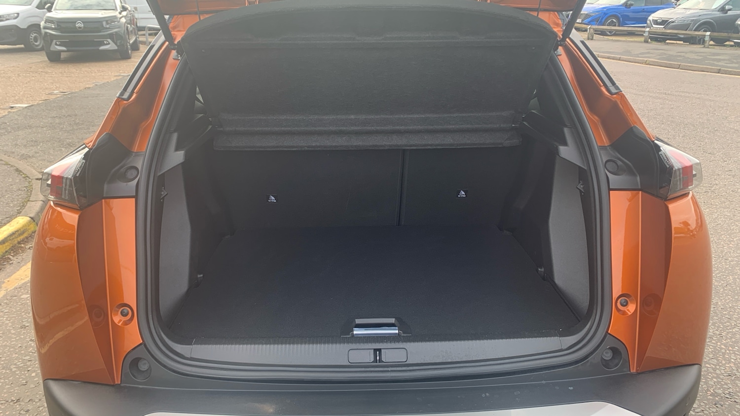 Used Peugeot 2008 2022 for sale - 76296628: Photo 19