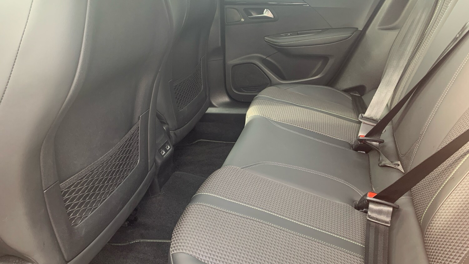 Used Peugeot 2008 2022 for sale - 76296628: Photo 33