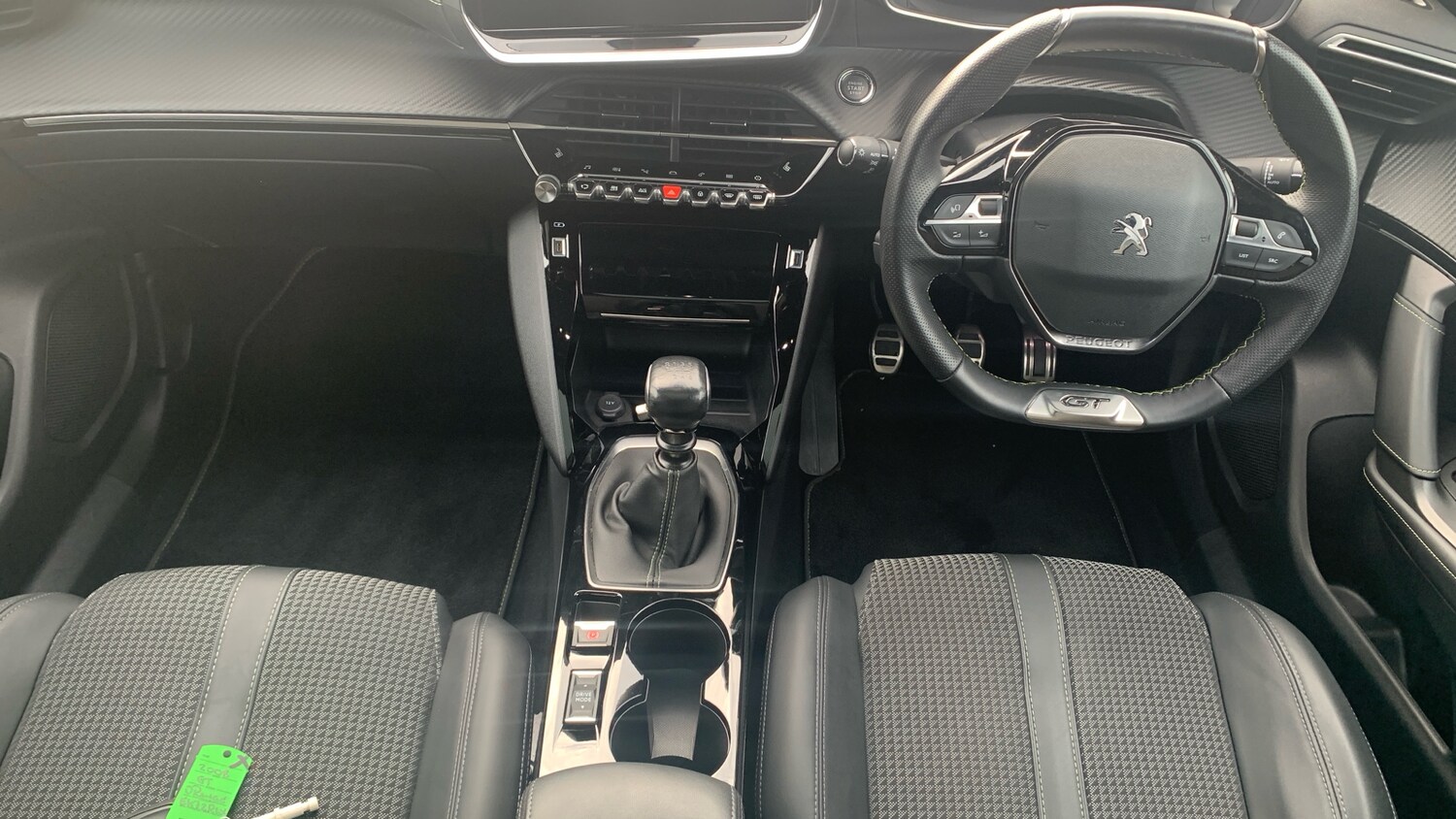 Used Peugeot 2008 2022 for sale - 76296628: Photo 4