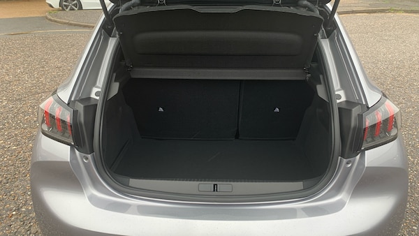 Used Peugeot 208 2023 for sale - 76190401: Photo 19