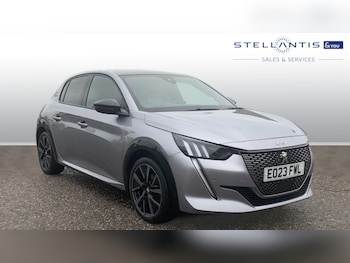 Peugeot - 208