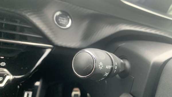 Used Peugeot 208 2023 for sale - 76190401: Photo 27
