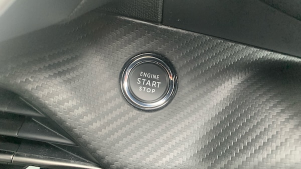 Used Peugeot 208 2023 for sale - 76190401: Photo 40