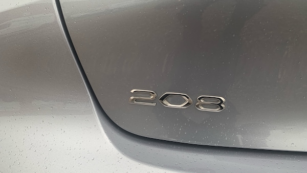 Used Peugeot 208 2023 for sale - 76190401: Photo 44