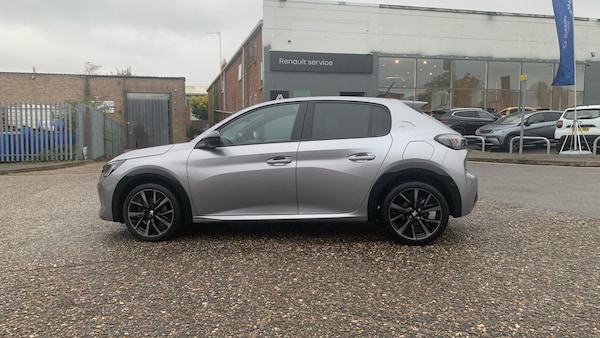 Used Peugeot 208 2023 for sale - 76190401: Photo 6