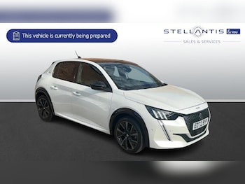 Peugeot - 208