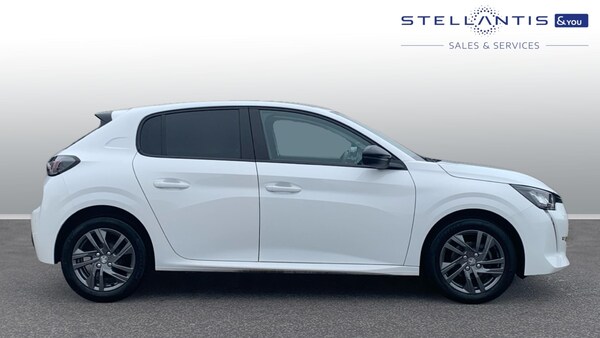 Used Peugeot 208 2022 for sale - 76216486: Photo 2