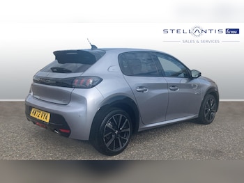 Used Peugeot 208 2023 for sale - 75901301: Photo