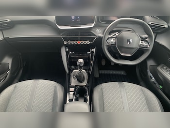Used Peugeot 208 2024 for sale - 76228678: Photo 4