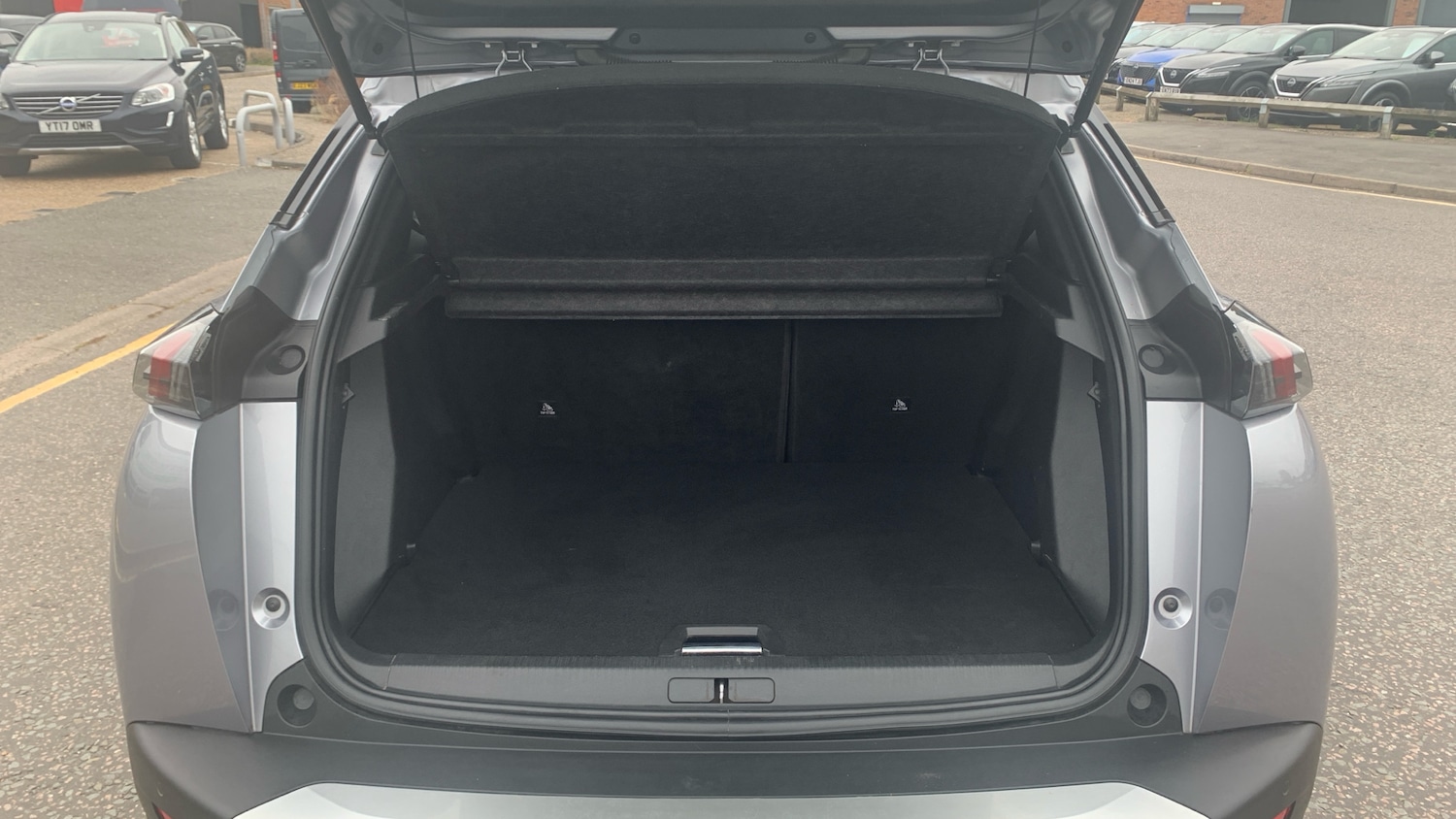 Used Peugeot 2008 2020 for sale - 76260936: Photo 19