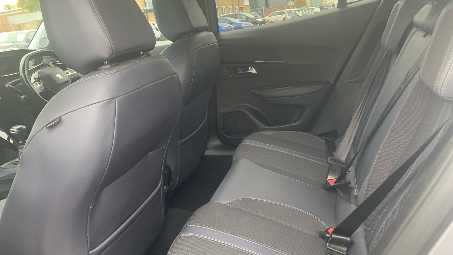 Used Peugeot 2008 2020 for sale - 76260936: Photo 33