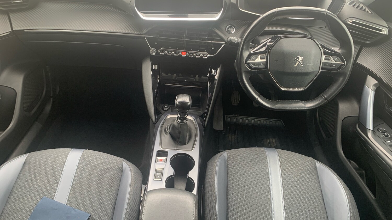 Used Peugeot 2008 2020 for sale - 76260936: Photo 4