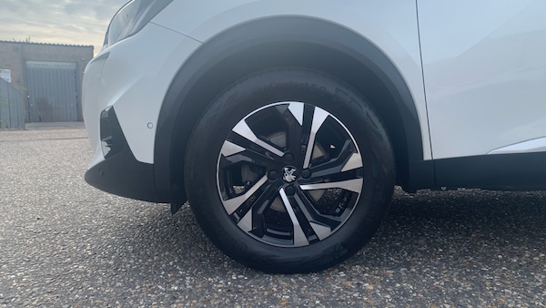 Used Peugeot 2008 2022 for sale - 76110295: Photo 14