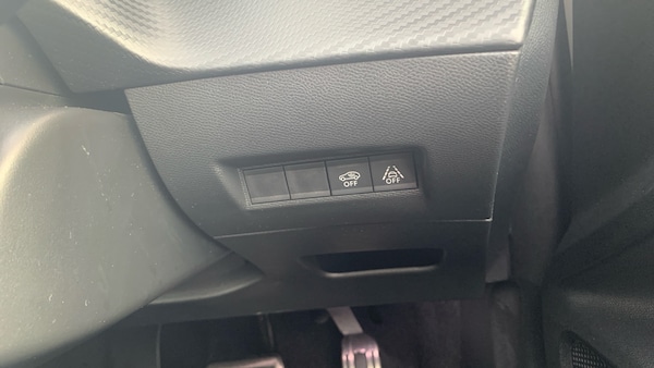 Used Peugeot 2008 2022 for sale - 76110295: Photo 34