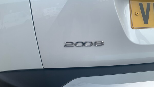 Used Peugeot 2008 2022 for sale - 76110295: Photo 44