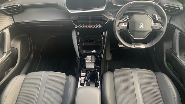 Used Peugeot 2008 2022 for sale - 76110295: Photo 4