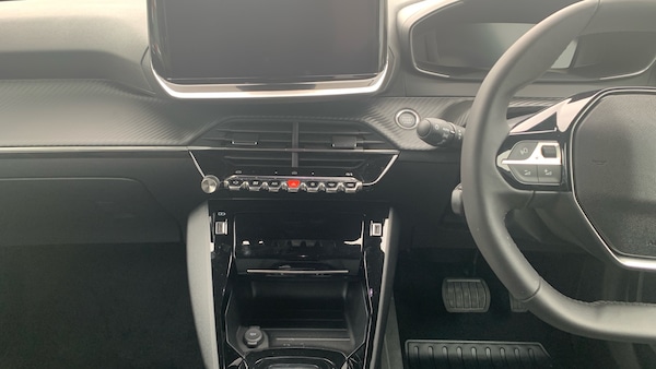 Used Peugeot 2008 2025 for sale - 76228677: Photo 10