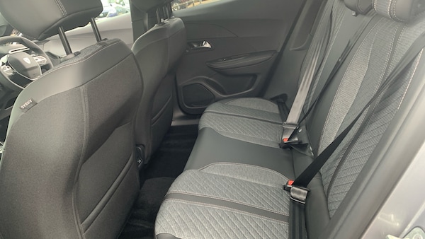 Used Peugeot 2008 2025 for sale - 76228677: Photo 32