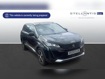 Peugeot - 5008