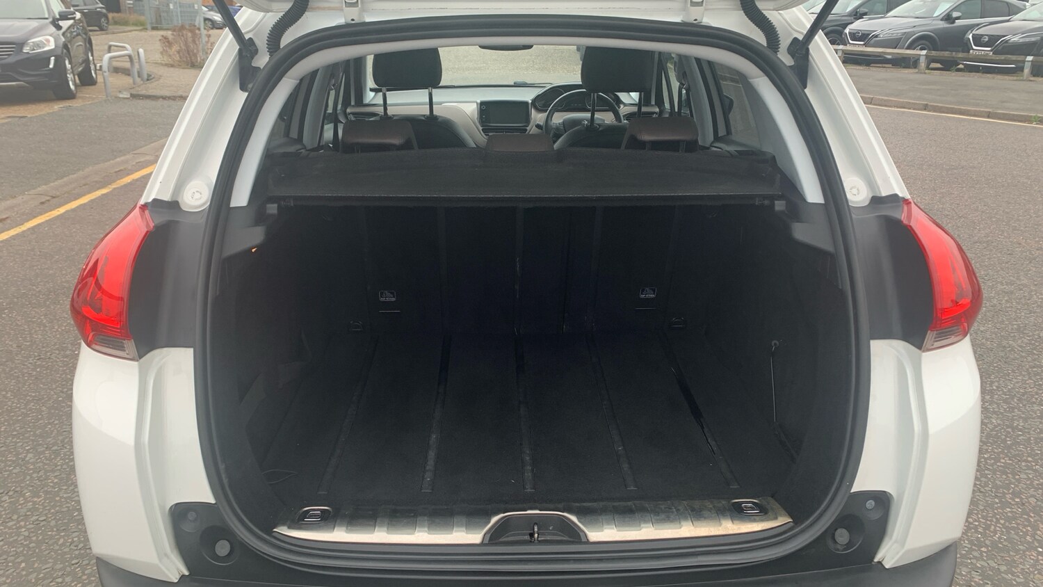 Used Peugeot 2008 2013 for sale - 76248415: Photo 19