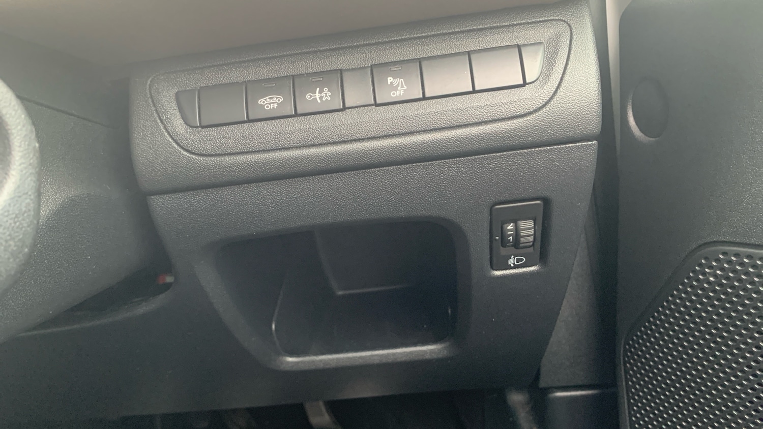 Used Peugeot 2008 2013 for sale - 76248415: Photo 33
