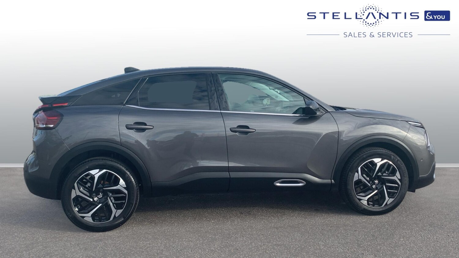 Used Citroen C4 2024 for sale - 76315633: Photo 2