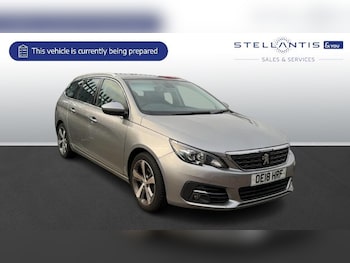 Used Peugeot 308 2018 for sale - 76474358: Photo