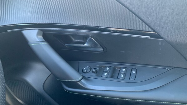 Used Peugeot 2008 2022 for sale - 76216481: Photo 22