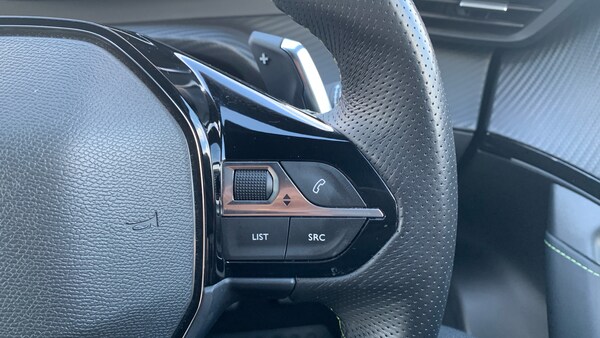 Used Peugeot 2008 2022 for sale - 76216481: Photo 24