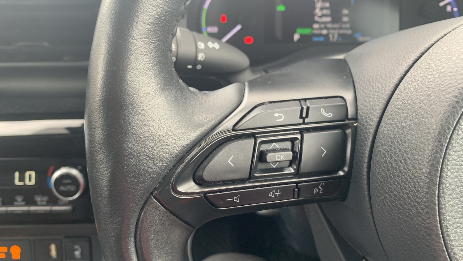 Used Toyota Yaris Cross 2022 for sale - 76003097: Photo 23