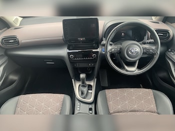 Used Toyota Yaris Cross 2022 for sale - 76003097: Photo 4
