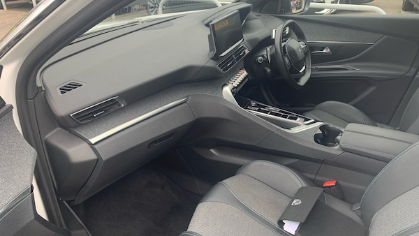 Used Peugeot 3008 2023 for sale - 76241064: Photo 12