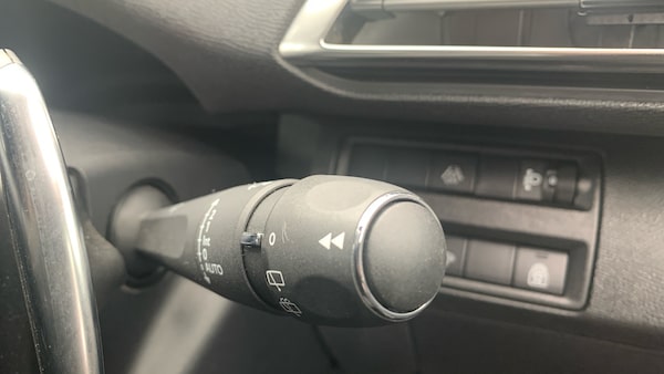 Used Peugeot 3008 2023 for sale - 76241064: Photo 28