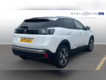 Used Peugeot 3008 2023 for sale - 76241064: Photo 3