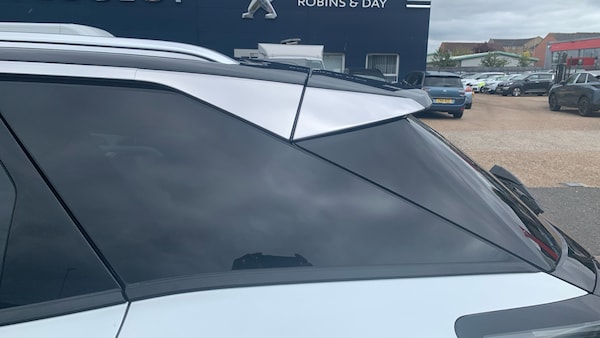 Used Peugeot 3008 2023 for sale - 76241064: Photo 43