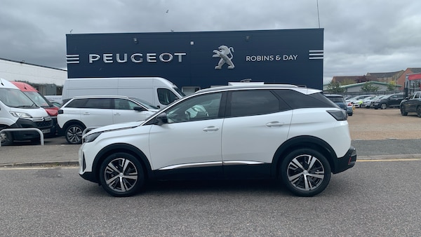 Used Peugeot 3008 2023 for sale - 76241064: Photo 6