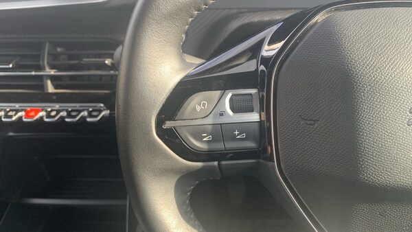 Used Peugeot 208 2021 for sale - 76095569: Photo 23