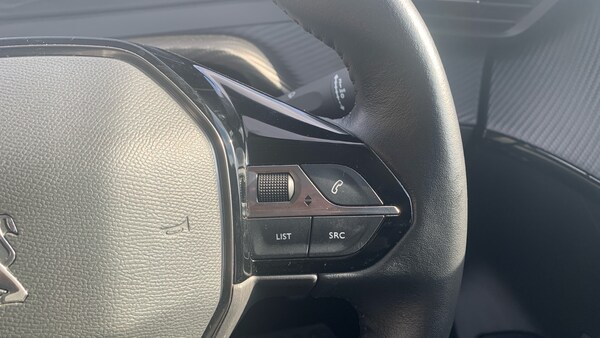 Used Peugeot 208 2021 for sale - 76095569: Photo 24