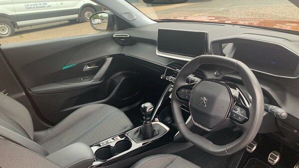 Used Peugeot 2008 2022 for sale - 76228691: Photo 11