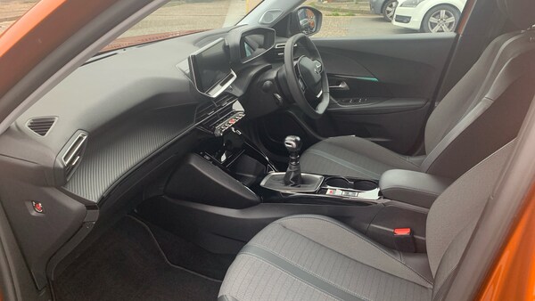 Used Peugeot 2008 2022 for sale - 76228691: Photo 12