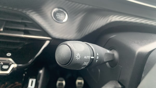 Used Peugeot 2008 2022 for sale - 76228691: Photo 27